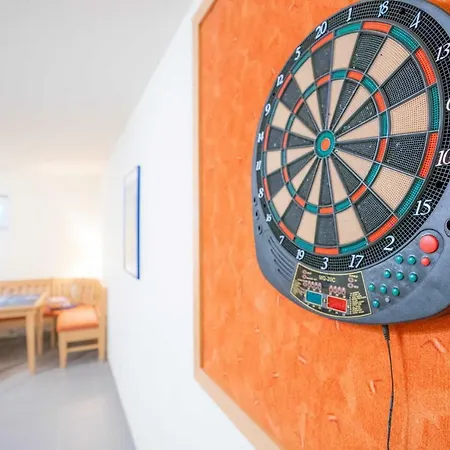 Trelleborg, 4 Daire *